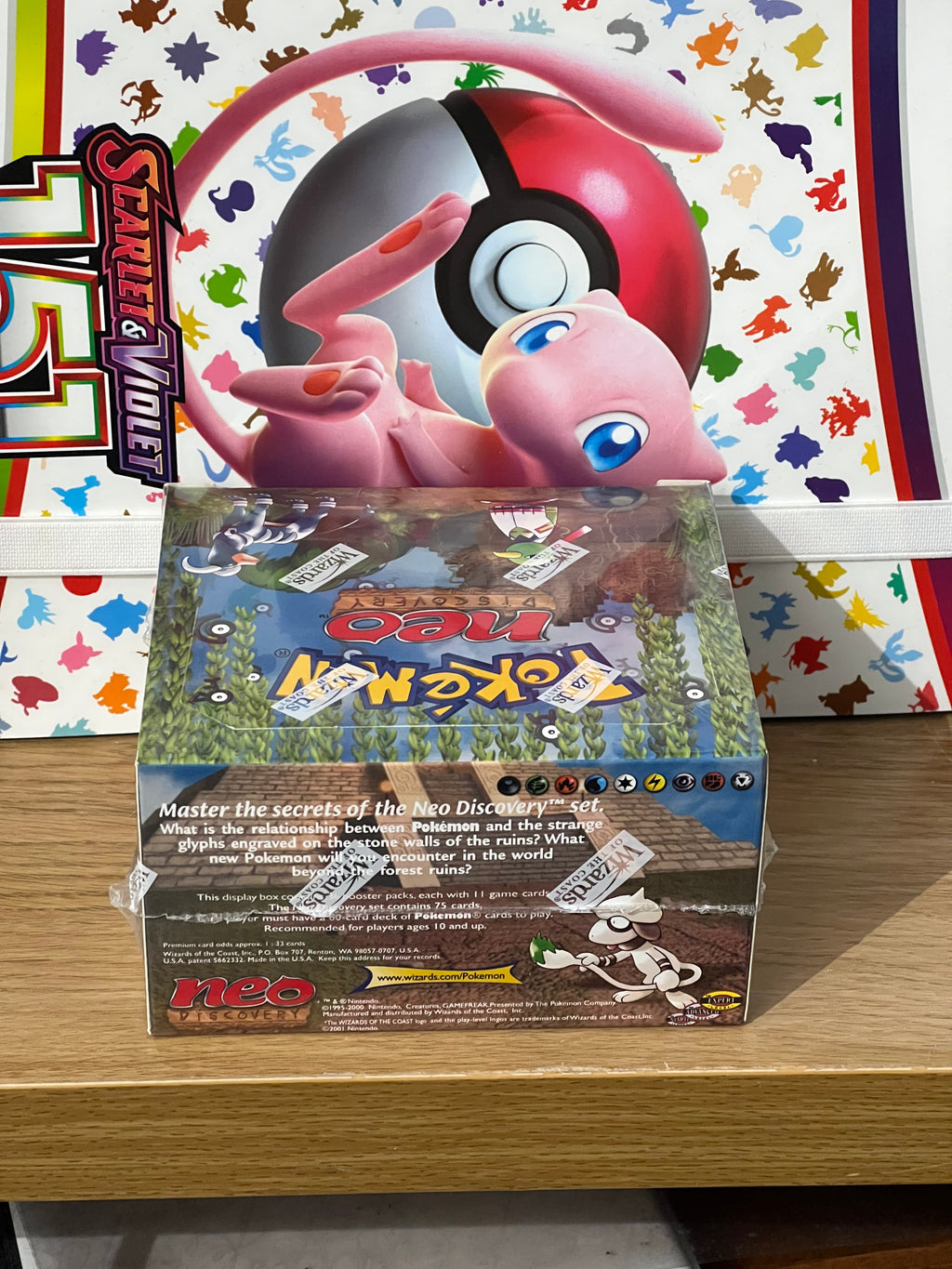 2001 Pokemon Neo Discovery 1st Edition Booster Box Factory Sealed WOTC Vintage RAR