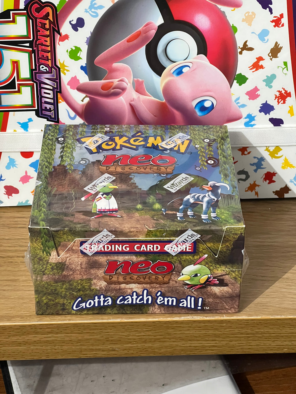 2001 Pokemon Neo Discovery 1st Edition Booster Box Factory Sealed WOTC Vintage RAR